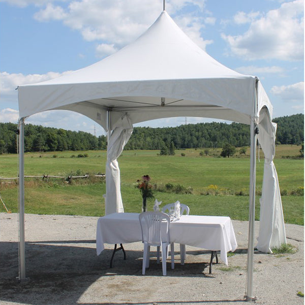 location tente chapiteau Chapiteau 10' x 10' – Festi-Fêtes Location
